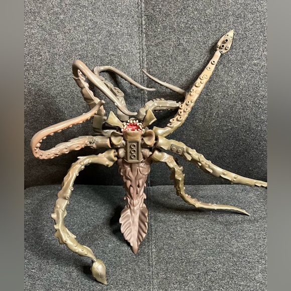 Mega Bloks mugs and kraken - Picture 7 of 11